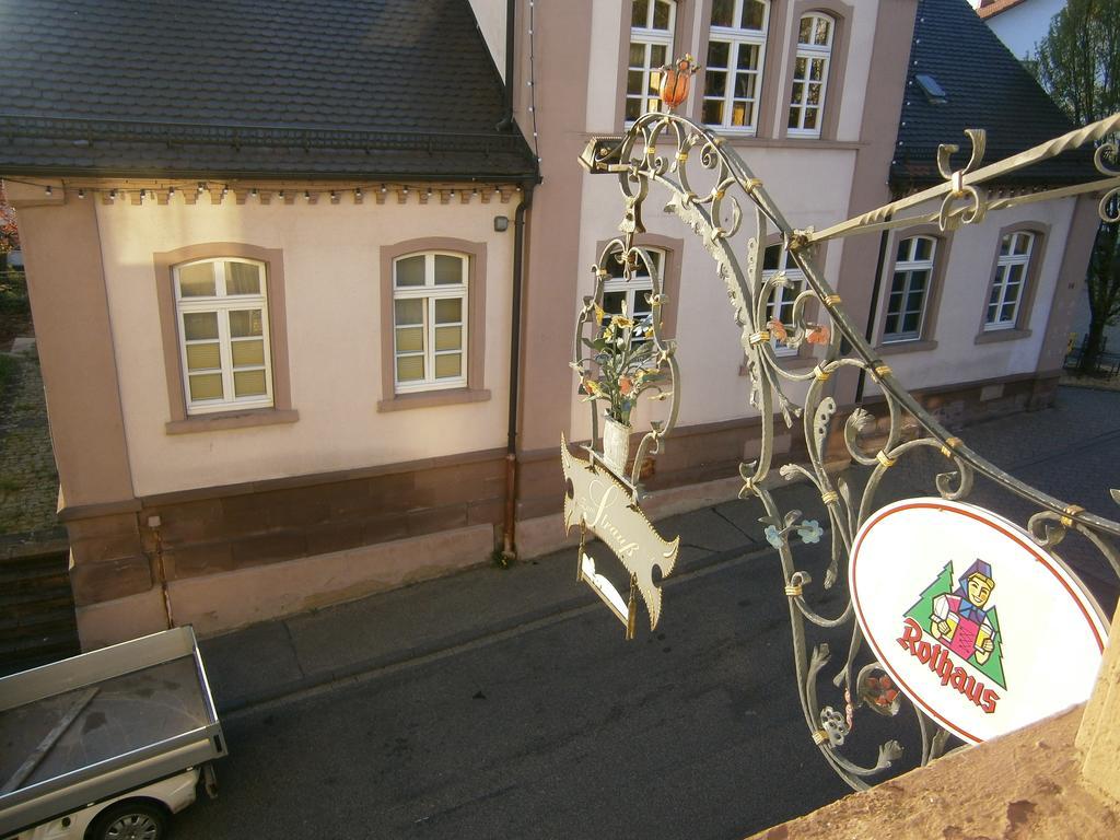 Hotel Strauss Waldbronn Esterno foto
