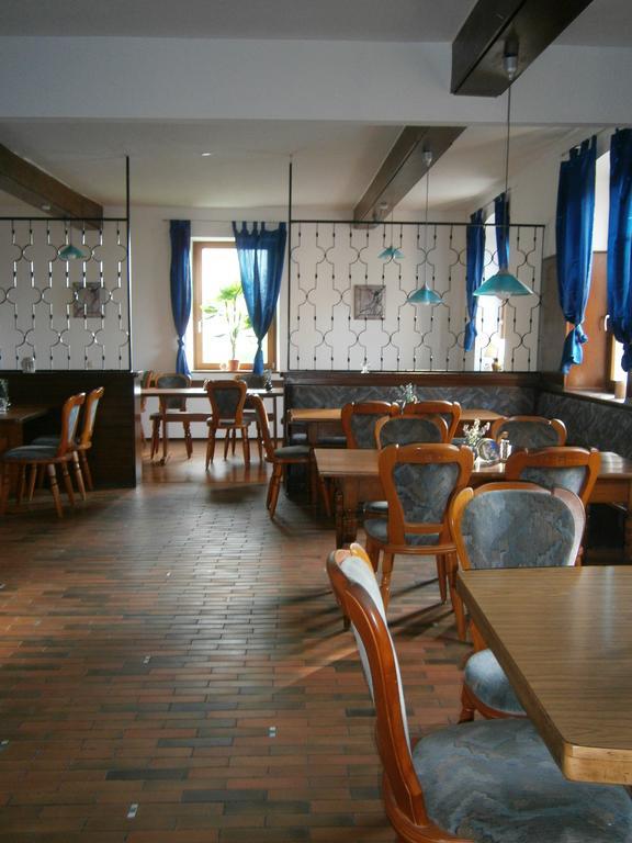 Hotel Strauss Waldbronn Esterno foto