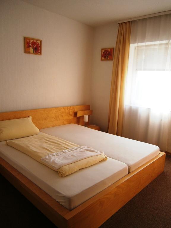 Hotel Strauss Waldbronn Camera foto