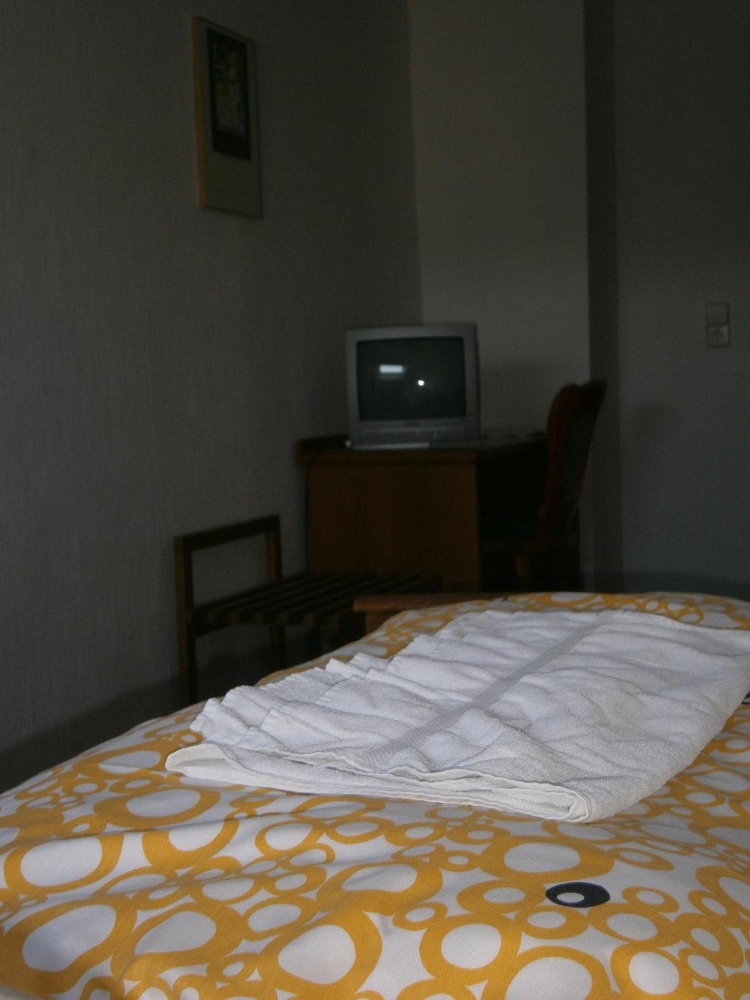 Hotel Strauss Waldbronn Esterno foto